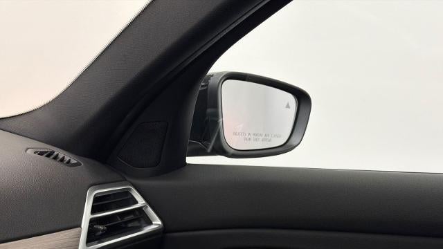 2025 BMW 3 Series 330i xDrive