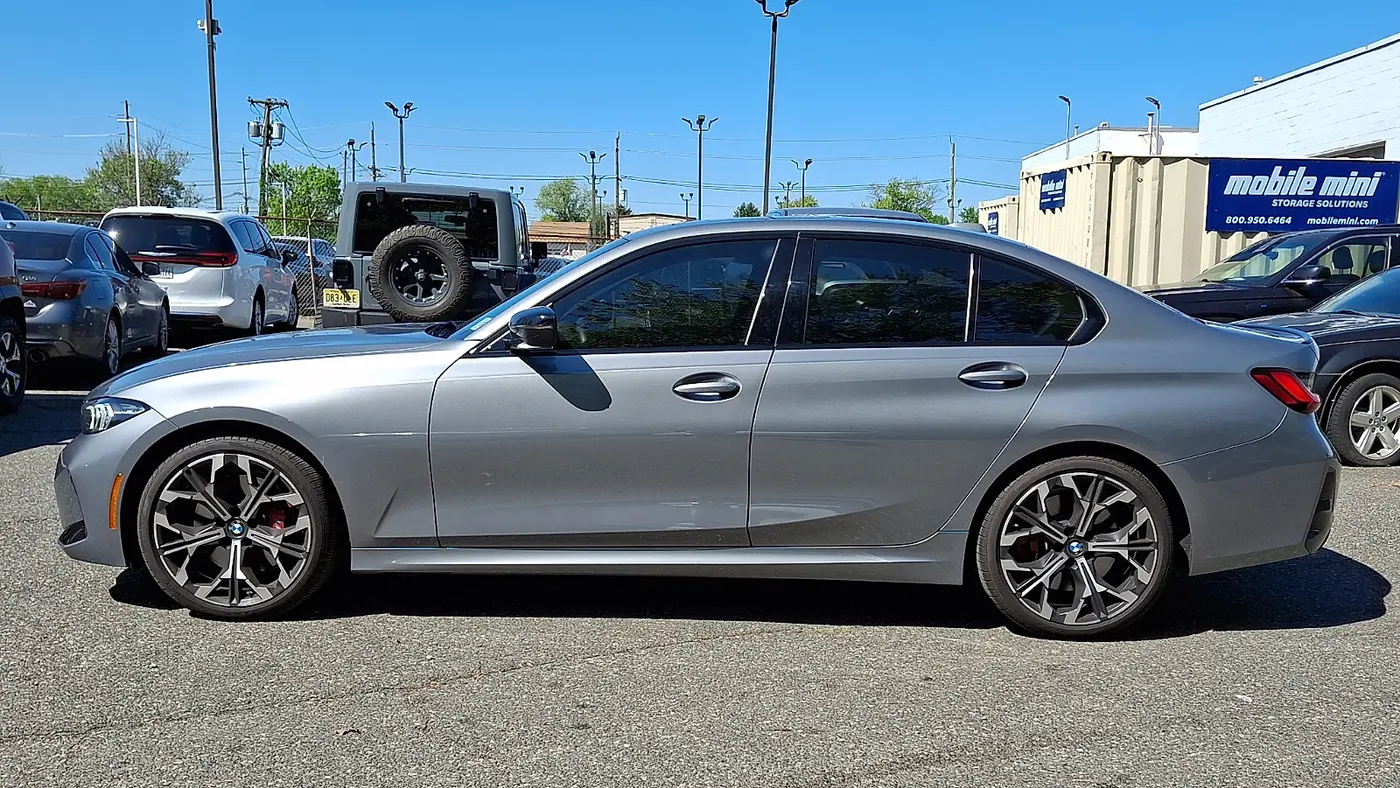 2025 BMW 3 Series 330i xDrive