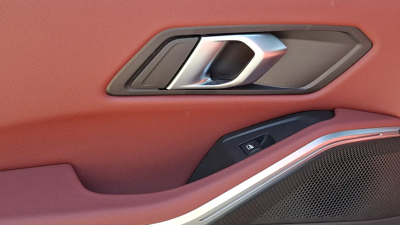 2025 BMW 3 Series 330i xDrive