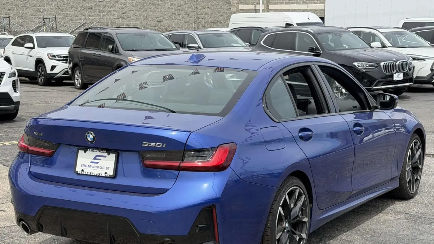 2026 BMW 3 Series 330i xDrive