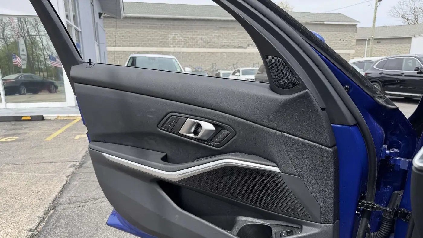 2026 BMW 3 Series 330i xDrive