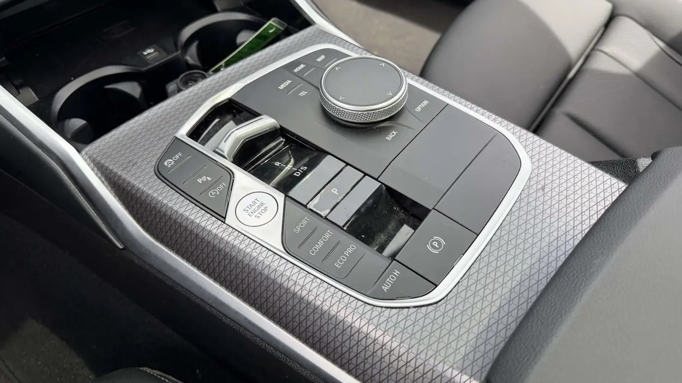 2026 BMW 3 Series 330i xDrive