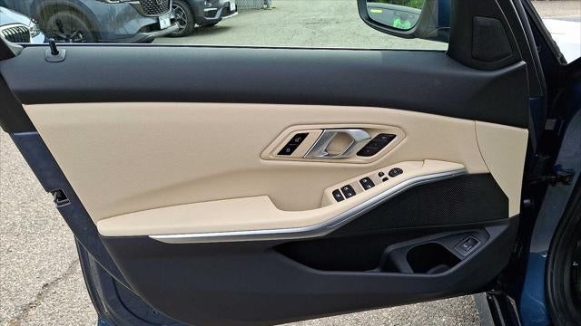 2025 BMW 3 Series 330i xDrive