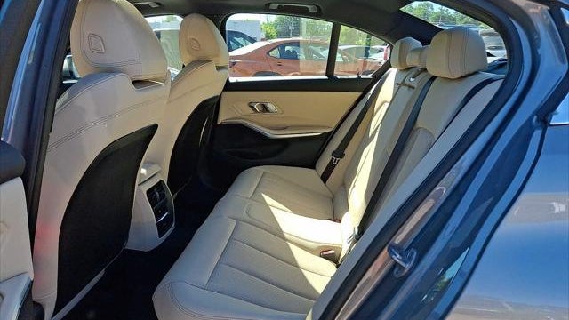 2025 BMW 3 Series 330i xDrive