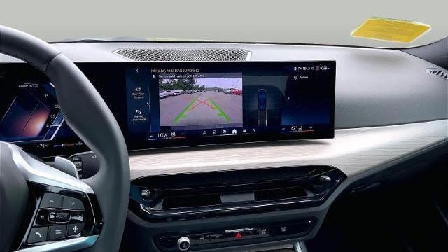 2025 BMW 3 Series 330i xDrive