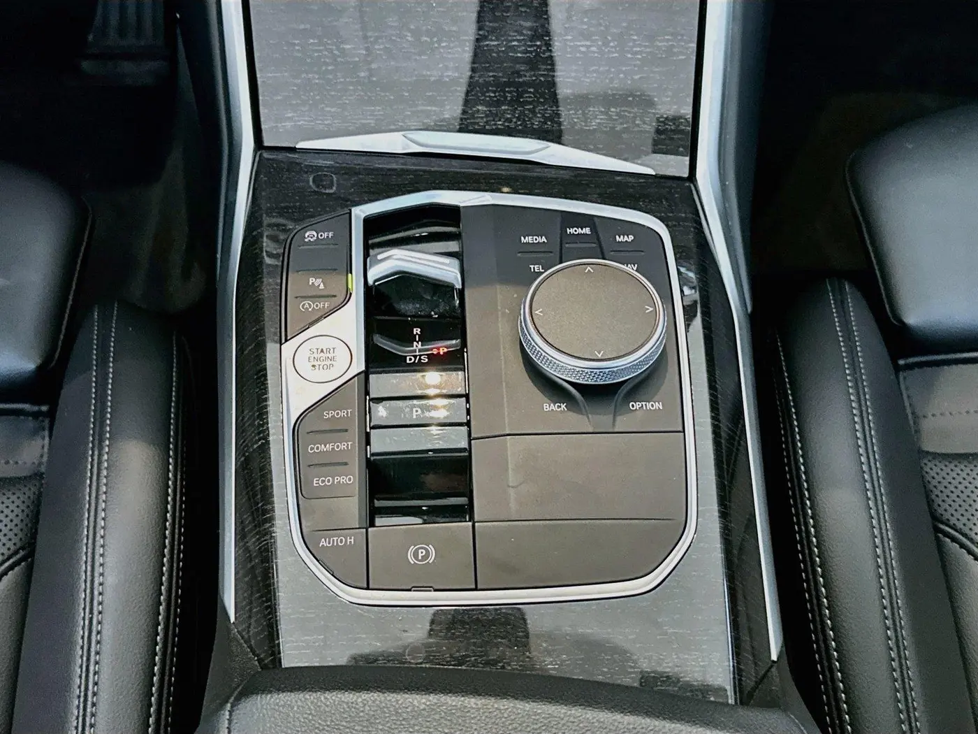 2023 BMW 330i - $33,500