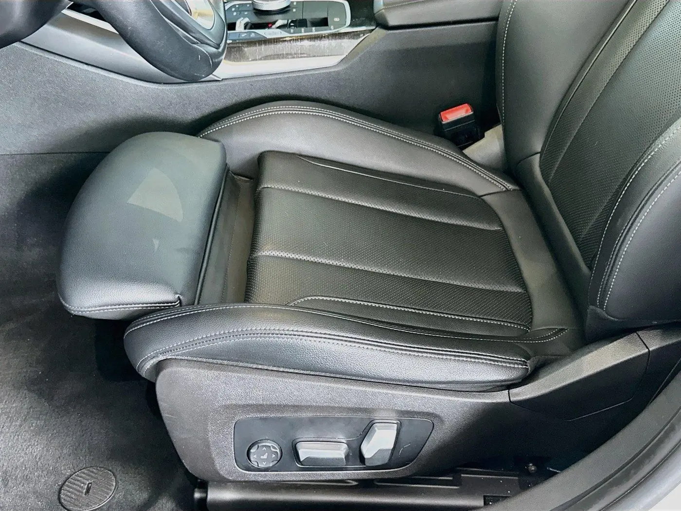 2023 BMW 330i - $33,500