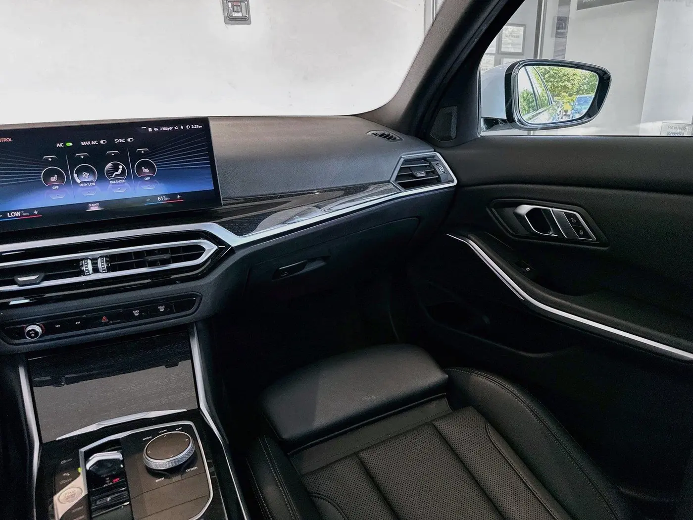 2023 BMW 330i - $33,500