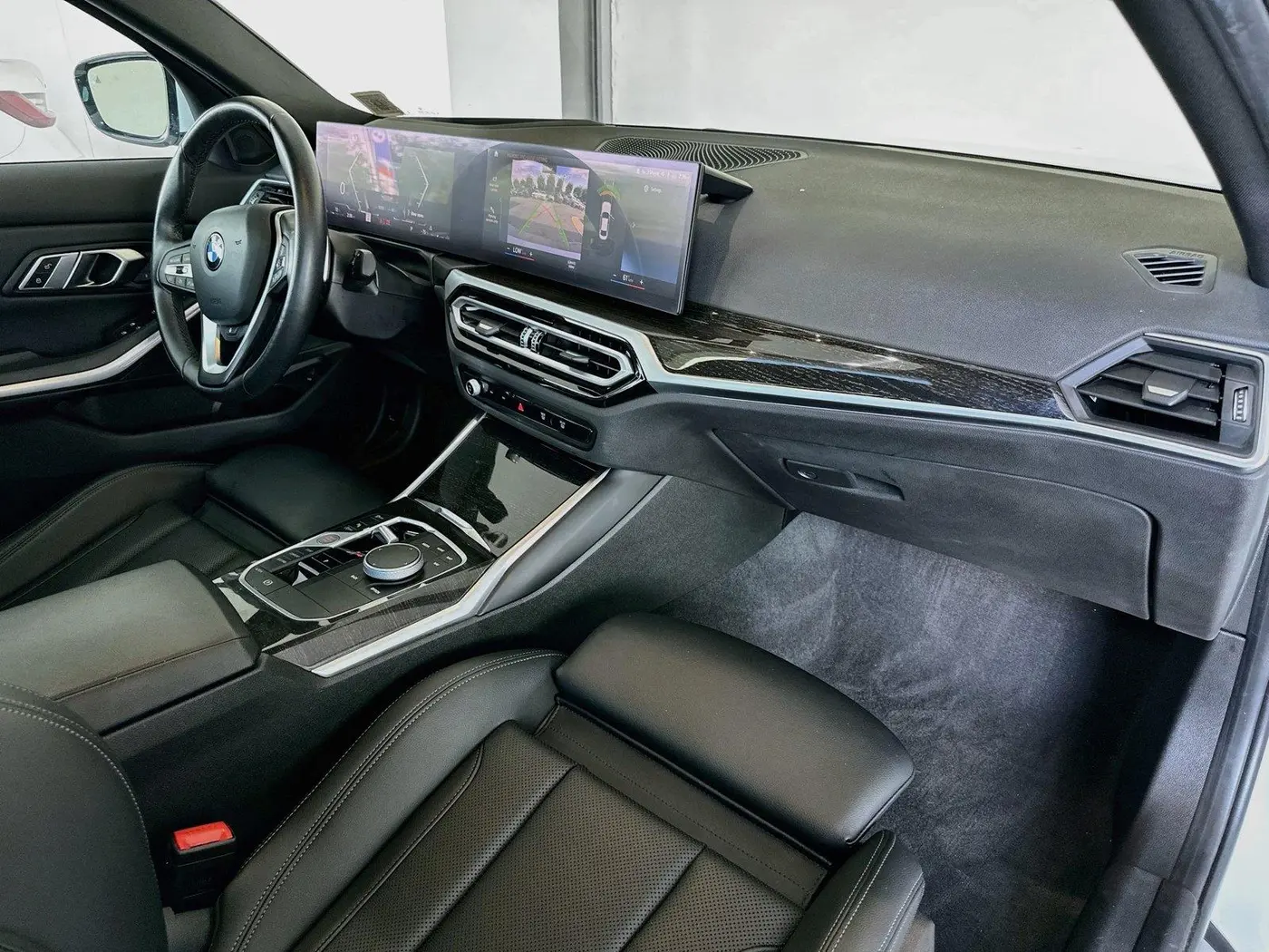2023 BMW 330i - $33,500