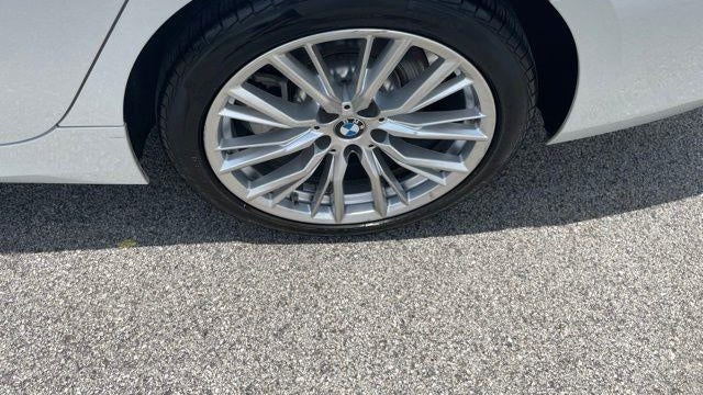 2023 BMW 3 Series 330i xDrive
