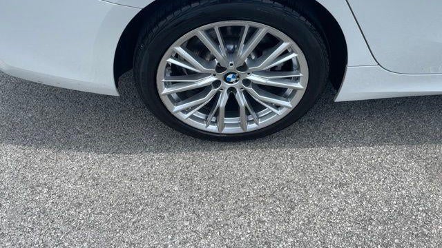 2023 BMW 3 Series 330i xDrive