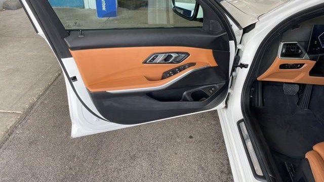 2023 BMW 3 Series 330i xDrive