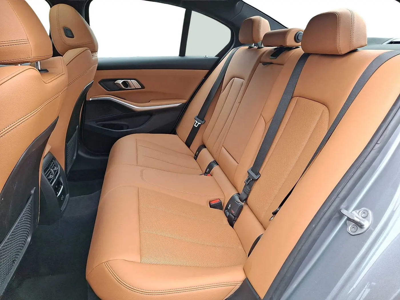 2023 BMW 330i - $34,997