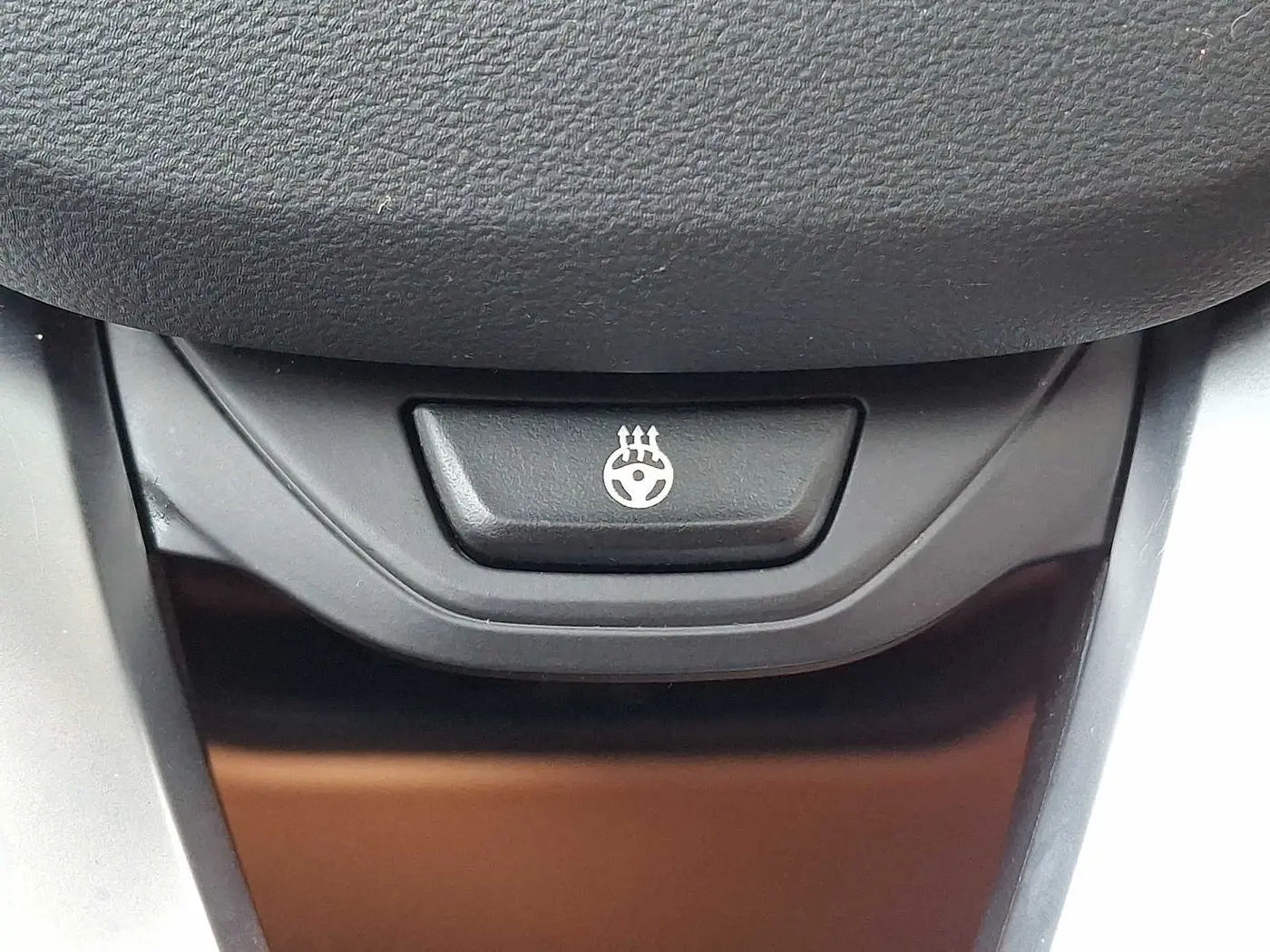 2023 BMW 330i - $34,997