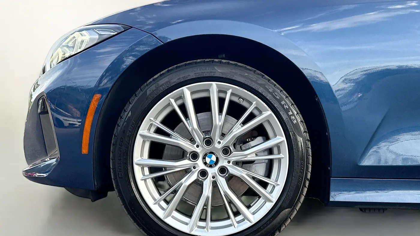 2023 BMW 3 Series 330i xDrive