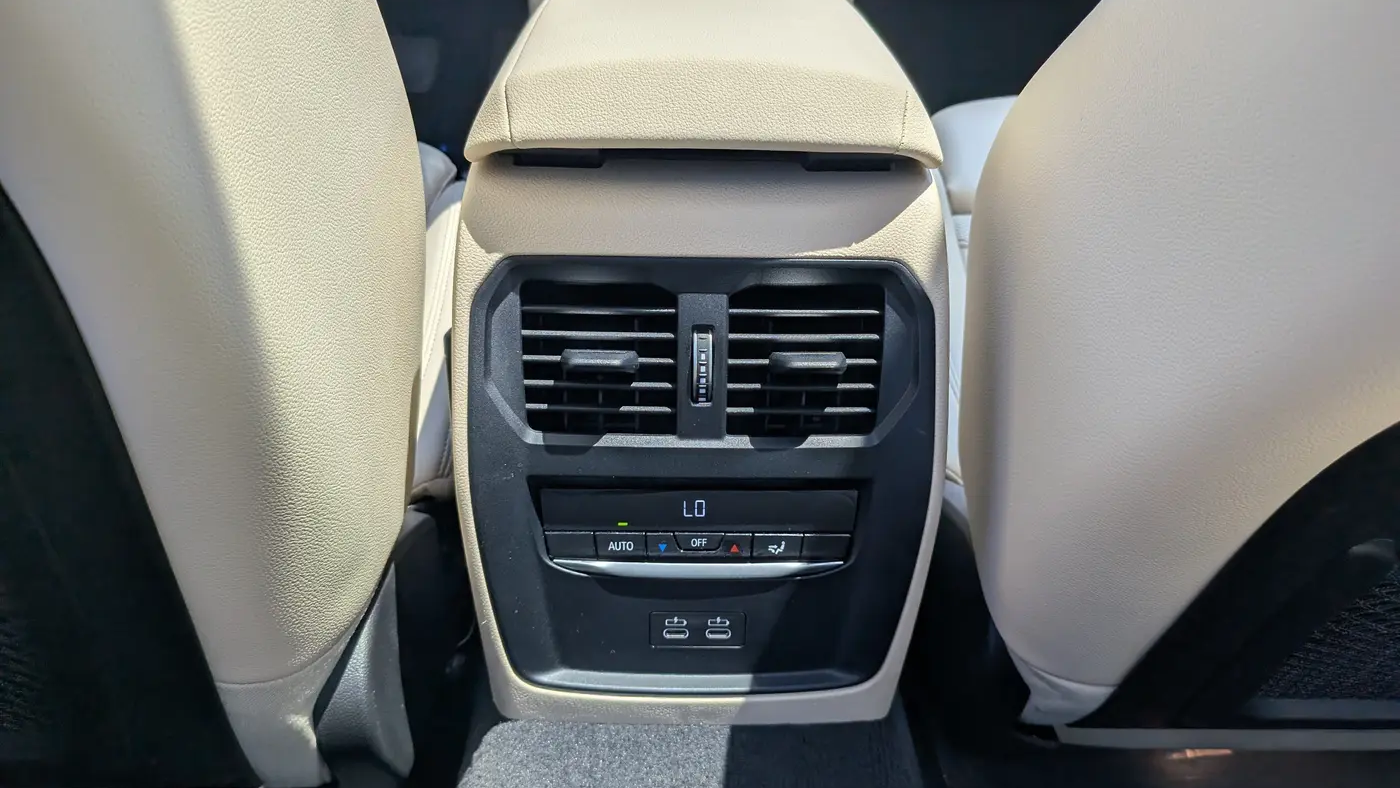 2023 BMW 3 Series 330i xDrive