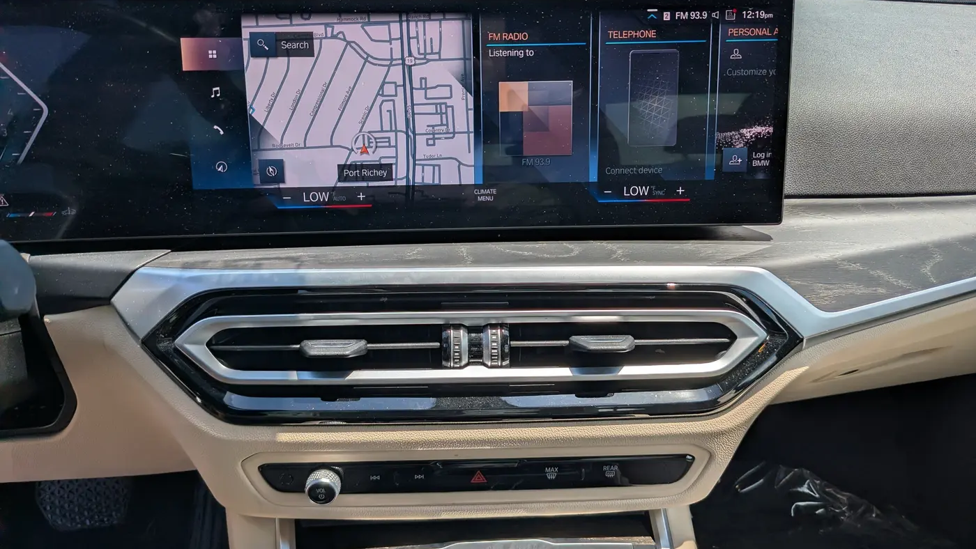 2023 BMW 3 Series 330i xDrive