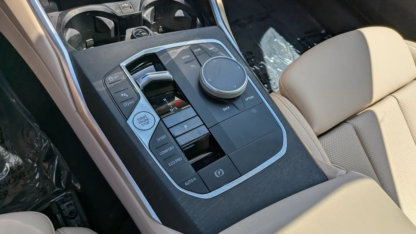 2023 BMW 3 Series 330i xDrive
