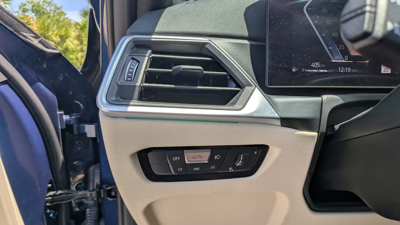 2023 BMW 3 Series 330i xDrive