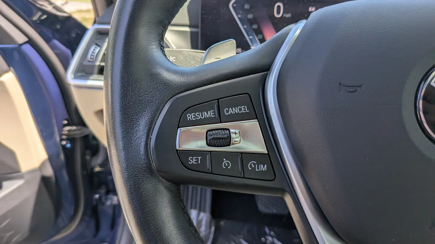 2023 BMW 3 Series 330i xDrive