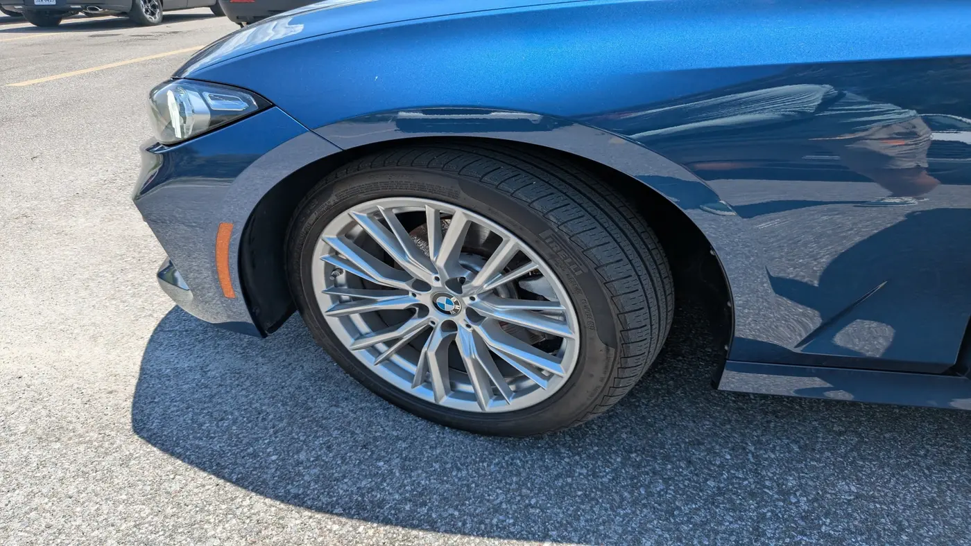 2023 BMW 3 Series 330i xDrive