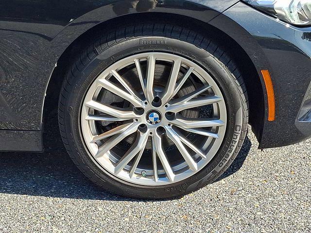 2023 BMW 330i - $36,398