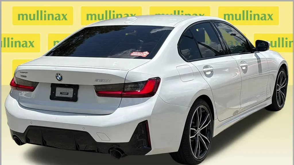 2023 BMW 3 Series 330i xDrive