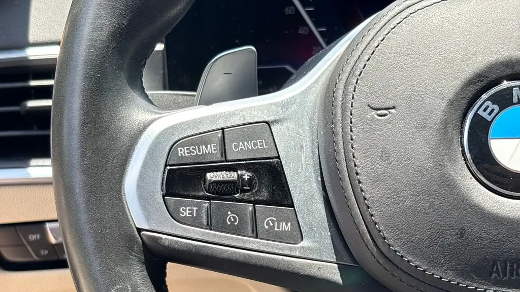 2023 BMW 3 Series 330i xDrive