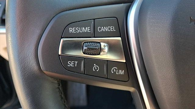 2023 BMW 3 Series 330i xDrive