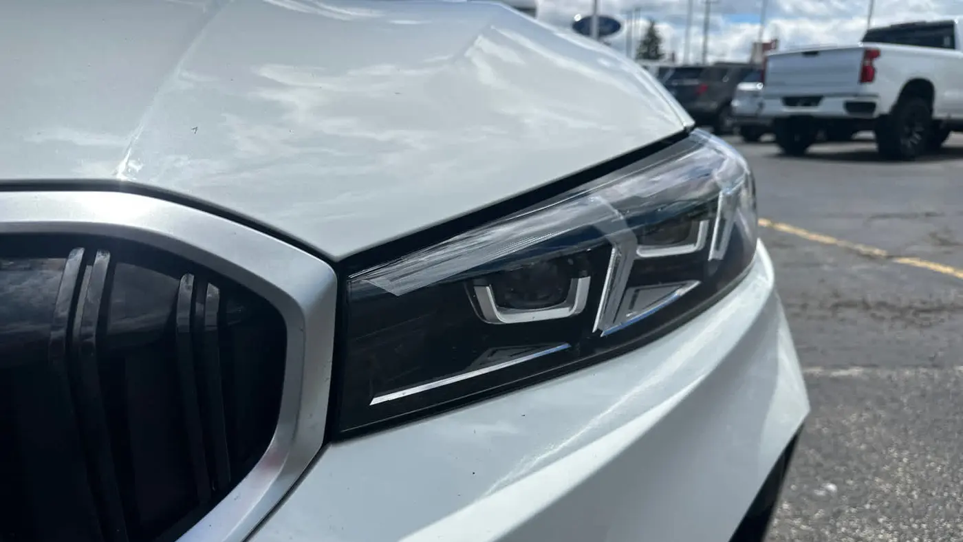 2024 BMW 3 Series 330i xDrive