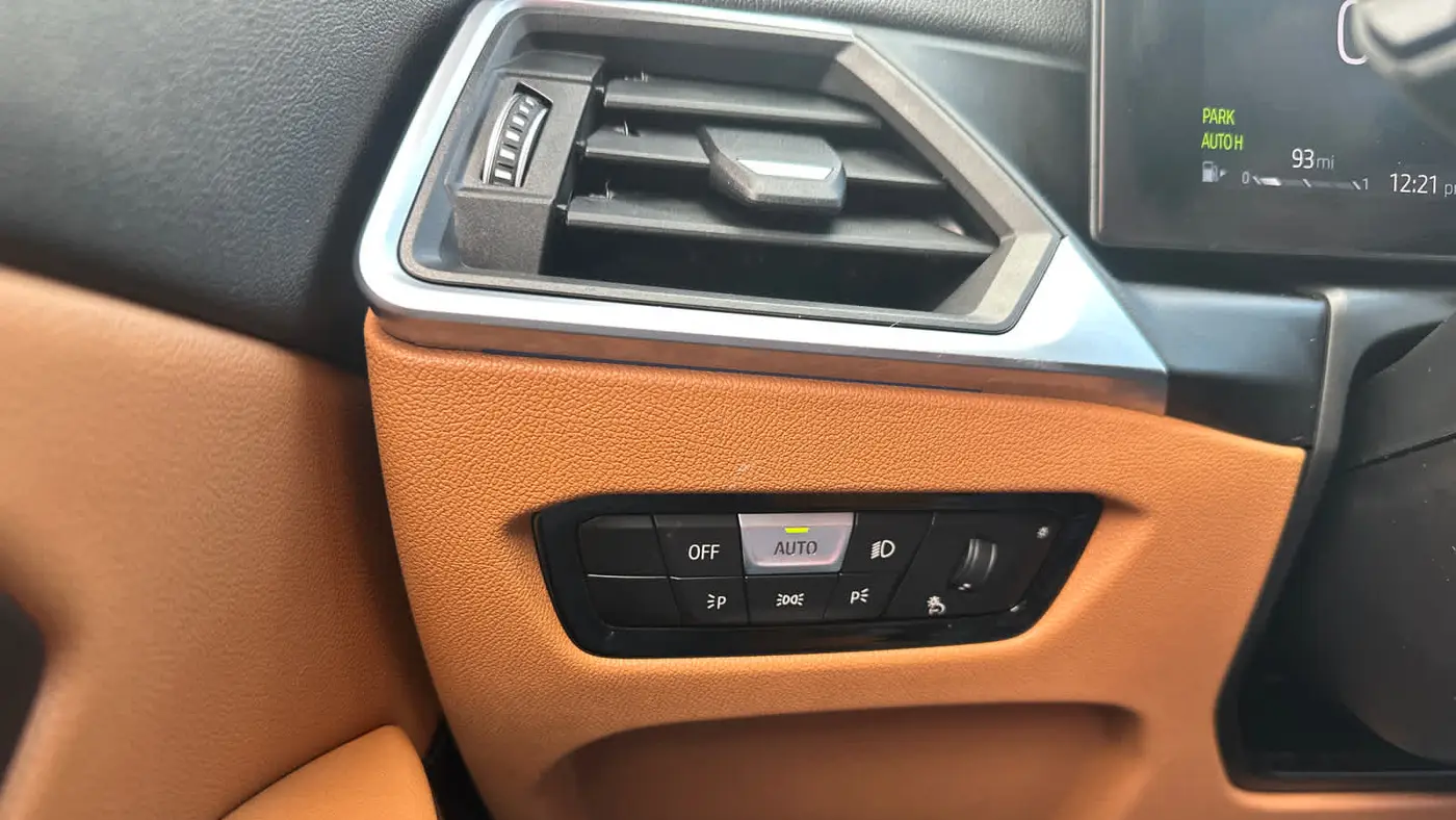 2024 BMW 3 Series 330i xDrive