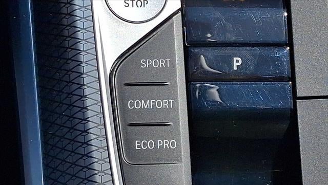 2023 BMW 3 Series 330i xDrive