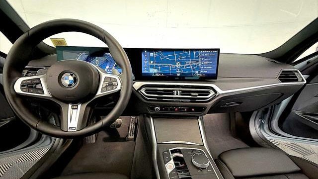 2024 BMW 3 Series 330i xDrive