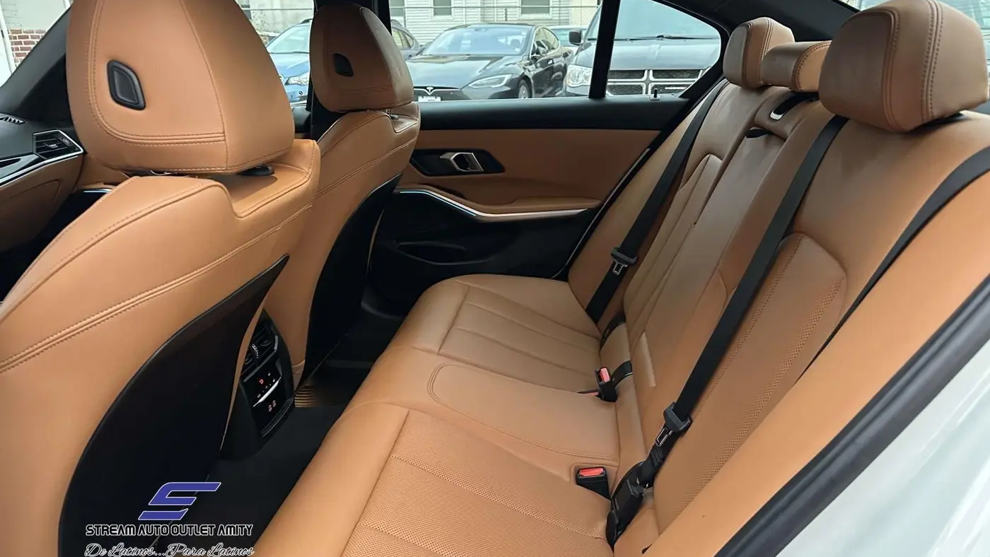 2024 BMW 3 Series 330i xDrive