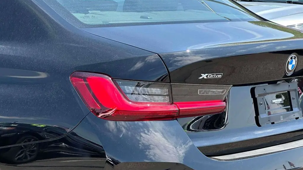 2023 BMW 3 Series 330i xDrive