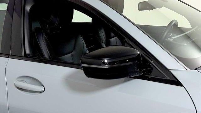 2023 BMW 3 Series 330i xDrive