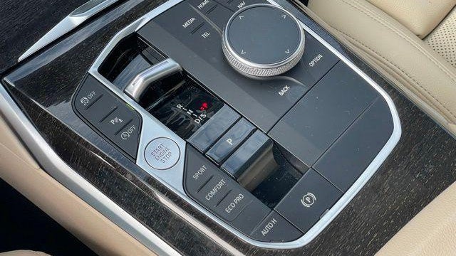 2023 BMW 3 Series 330i xDrive