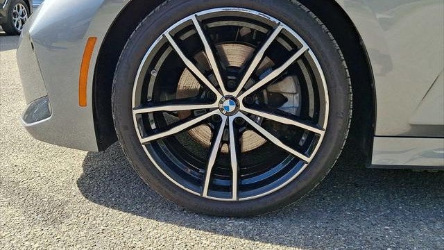 2023 BMW 3 Series 330i xDrive