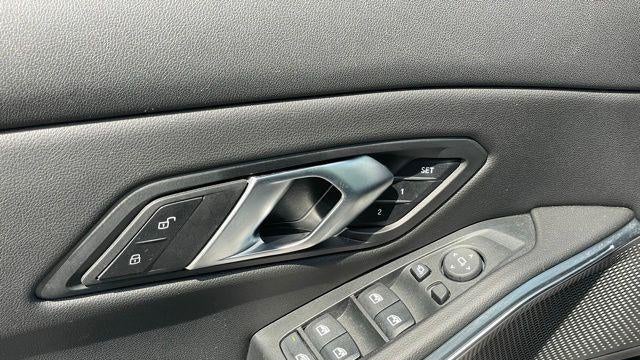 2024 BMW 3 Series 330i xDrive