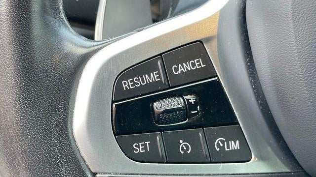2024 BMW 3 Series 330i xDrive
