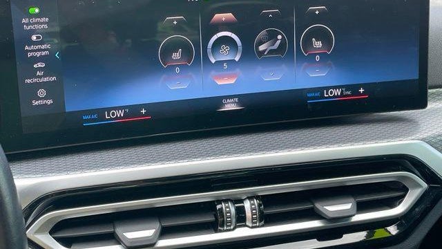 2024 BMW 3 Series 330i xDrive