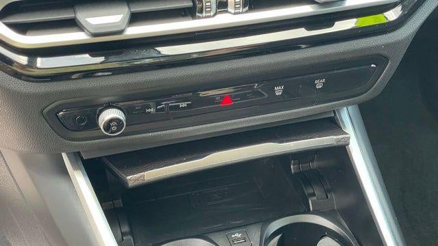 2024 BMW 3 Series 330i xDrive