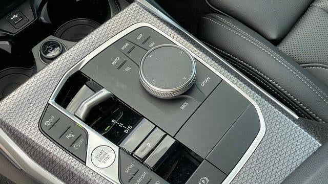 2024 BMW 3 Series 330i xDrive