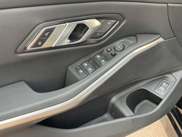 2023 BMW 330i - $36,547