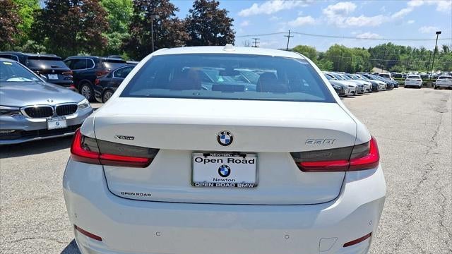 2024 BMW 3 Series 330i xDrive