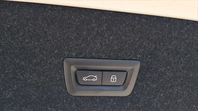 2024 BMW 3 Series 330i xDrive