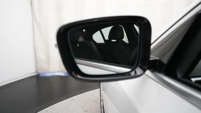 2024 BMW 3 Series 330i xDrive