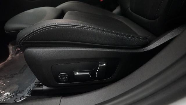 2024 BMW 3 Series 330i xDrive