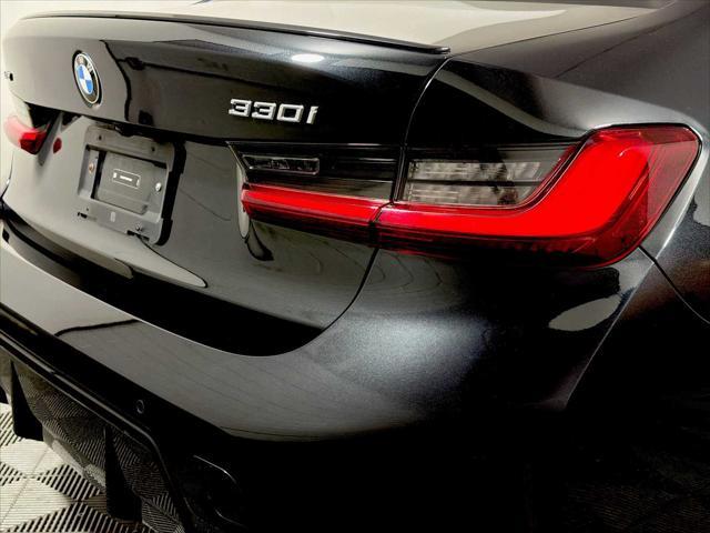 2023 BMW 330i - $40,943