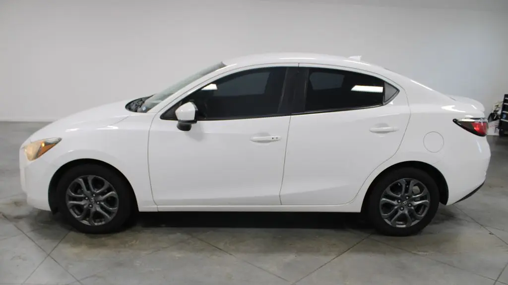 2019 Toyota Yaris L